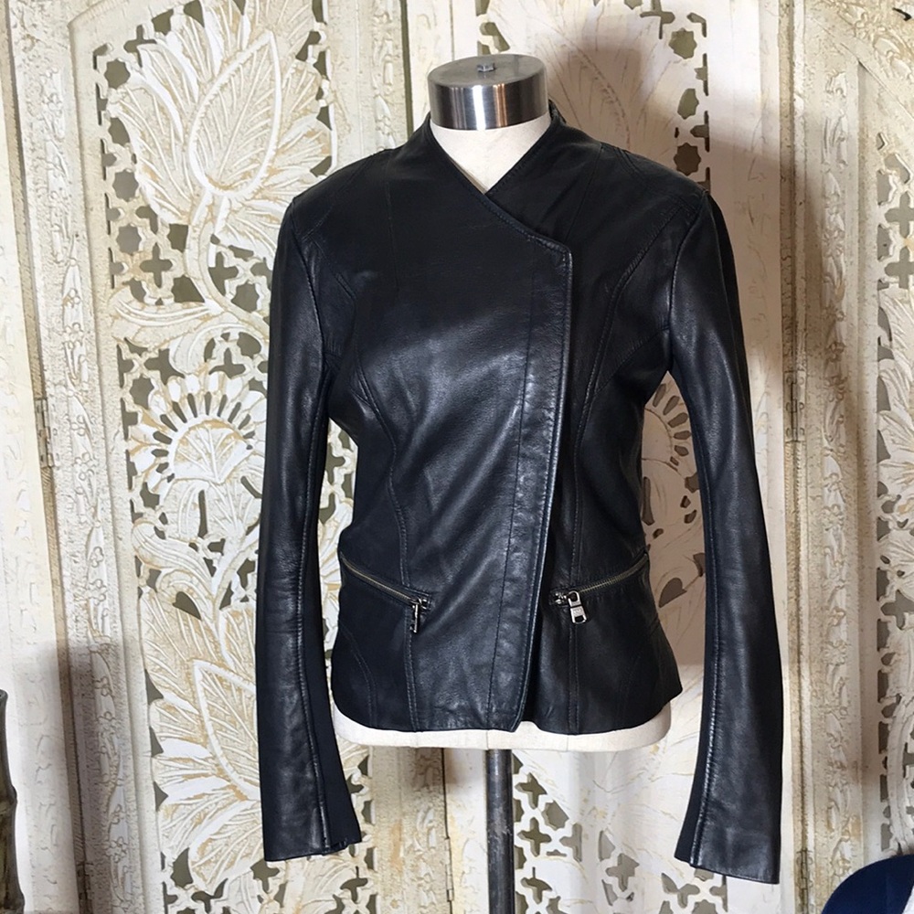 Marc New York Andrew Marc woman’s small  black leather jacket
